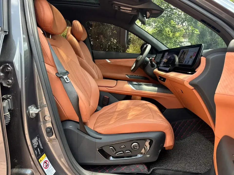 Changan CS75PLUS Changan CS75 PLUS 2025 The fourth generation 1.5T New Blue Whale Smart Premium 2024 — thumbnail 5