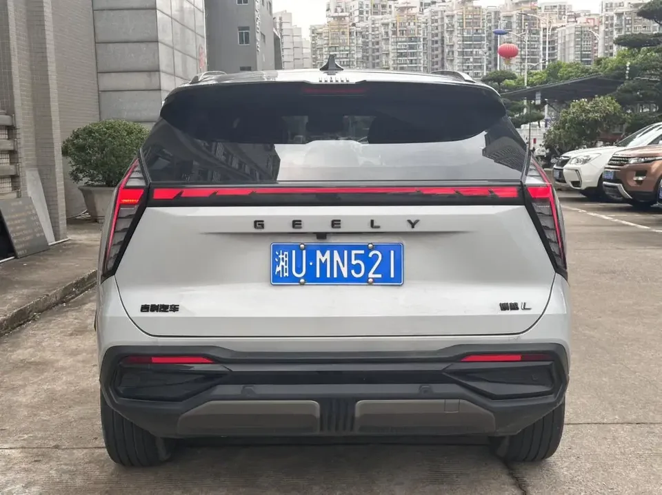 Geely Atlas L Boyue L 2024 1.5TD DCT Ultimate Edition 2024 — thumbnail 2