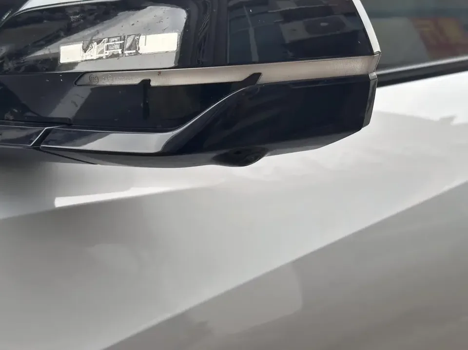 Geely Atlas L Boyue L 2024 1.5TD DCT Ultimate Edition 2024 — thumbnail 3