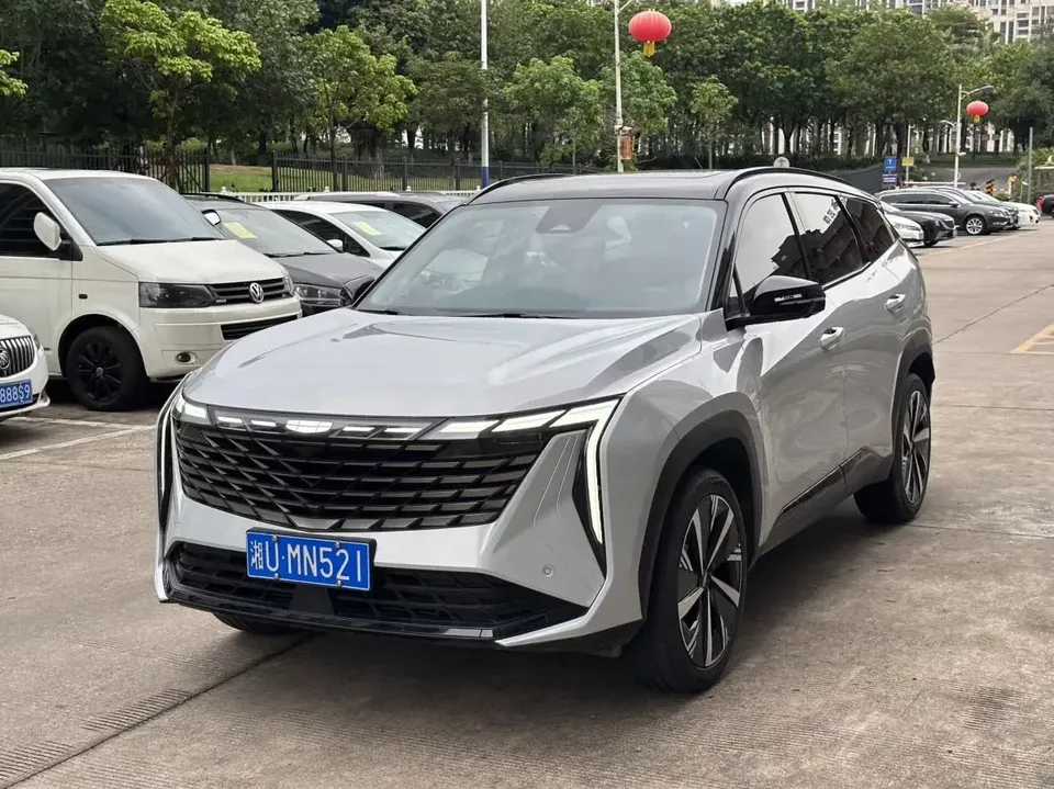 Geely Atlas L Boyue L 2024 1.5TD DCT Ultimate Edition 2024 — photo 1, buy with delivery to Moscow