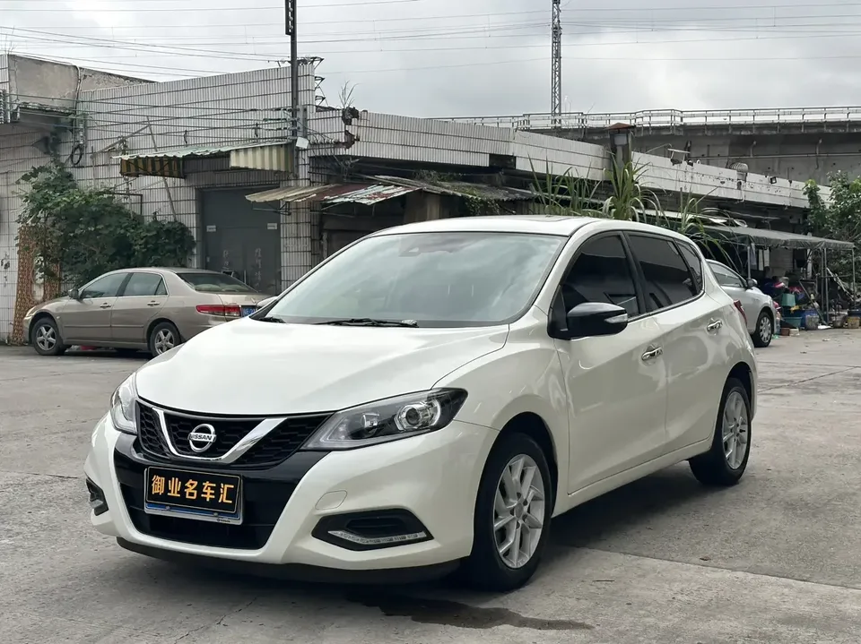 Nissan Tiida Tiida 2023 1.6L CVT Intelligent Travel Edition 2024 — фото 1, купить с доставкой в Москву