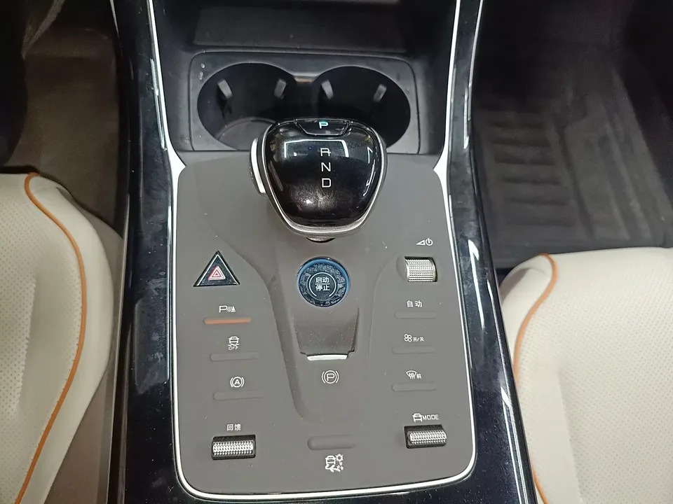 BYD Qin PLUS EV Qin PLUS EV 2024 Honor Edition 510KM Leading Edition 2024 — thumbnail 3