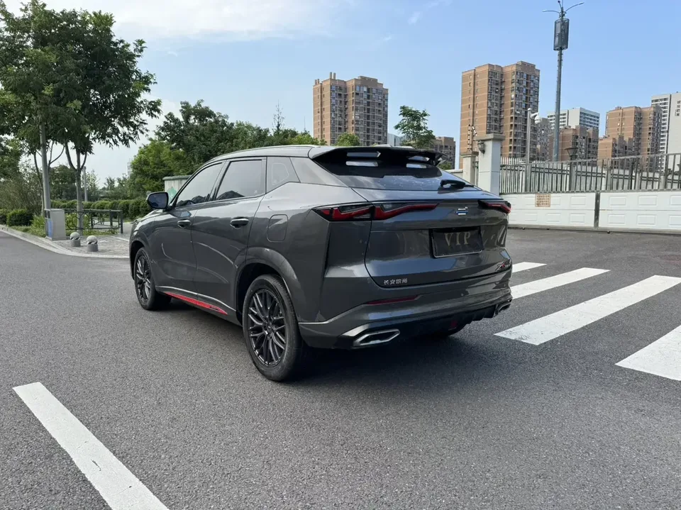 Oshan Changan Auchan Z6 Changan Auchan Z6 2023 Blue Whale 1.5T DCT Smart Cool 2024 — thumbnail 2