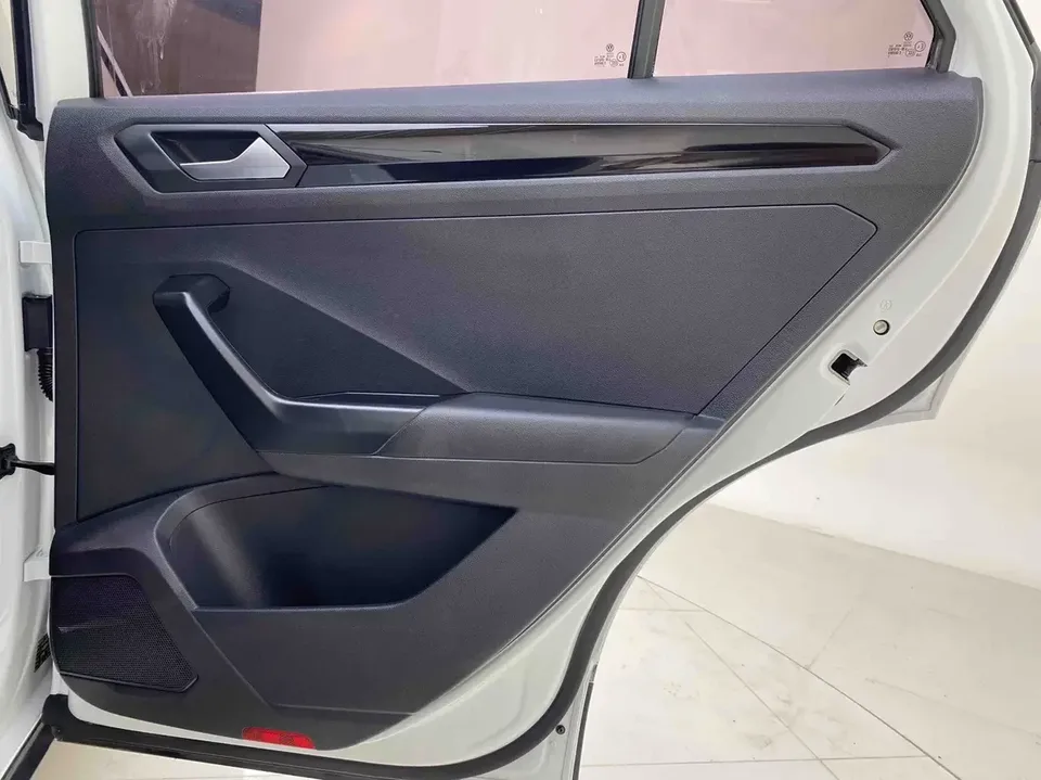 Volkswagen T-Roc TANG 2022 280TSI DSG 2WD Comfort PLUS 2022 — thumbnail 3