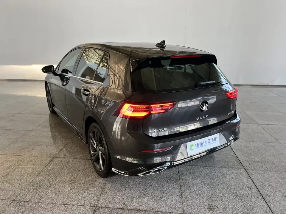 Volkswagen Golf golf 2023 280TSI DSG R-Line facelift 2024 — thumbnail 2