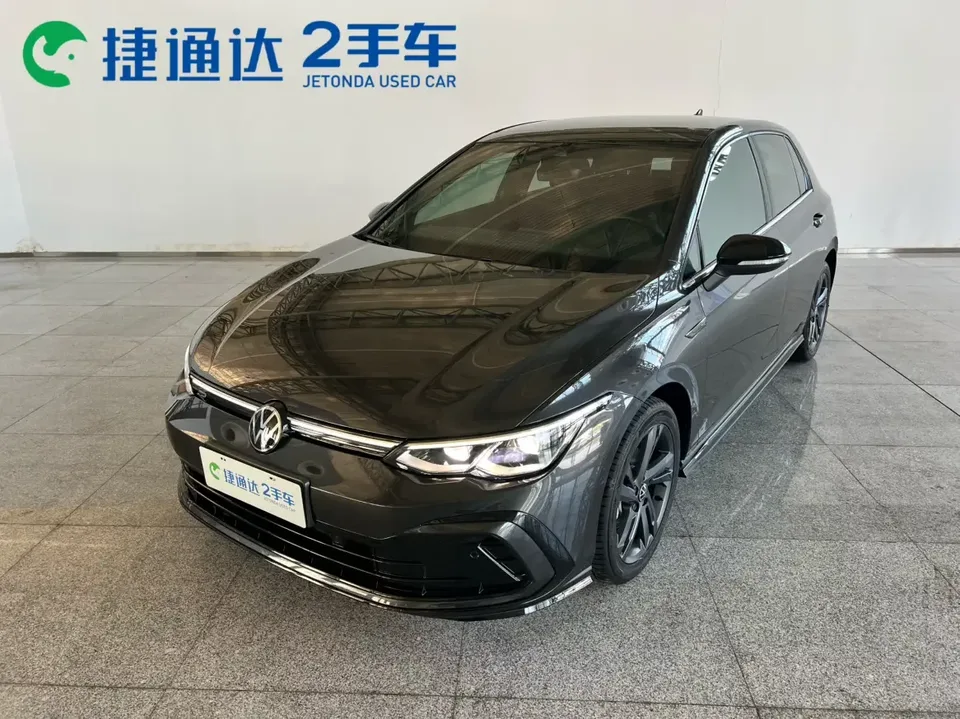 Volkswagen Golf golf 2023 280TSI DSG R-Line facelift 2024 — photo 1, buy with delivery to Moscow