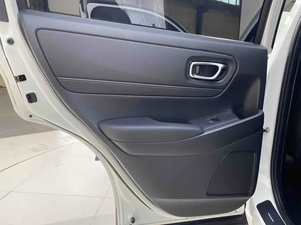 Honda VEZEL Binzhi 2023 1.5L CVT Technology Edition 2023 — миниатюра 3