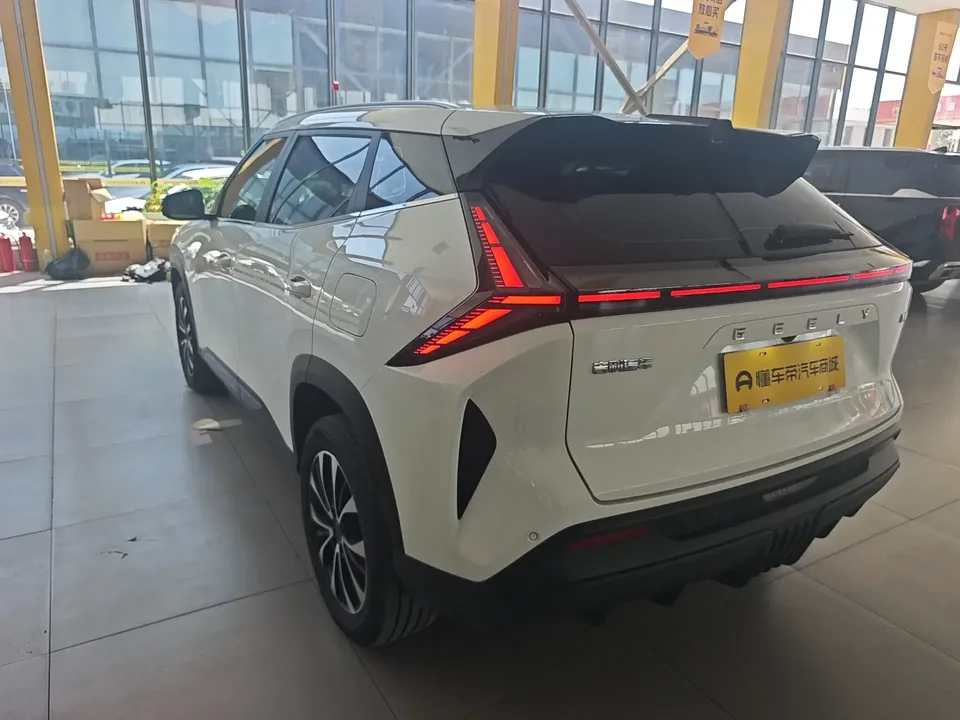 Geely Atlas Boyue 2026 1.5TD Yearning 2026 — thumbnail 4