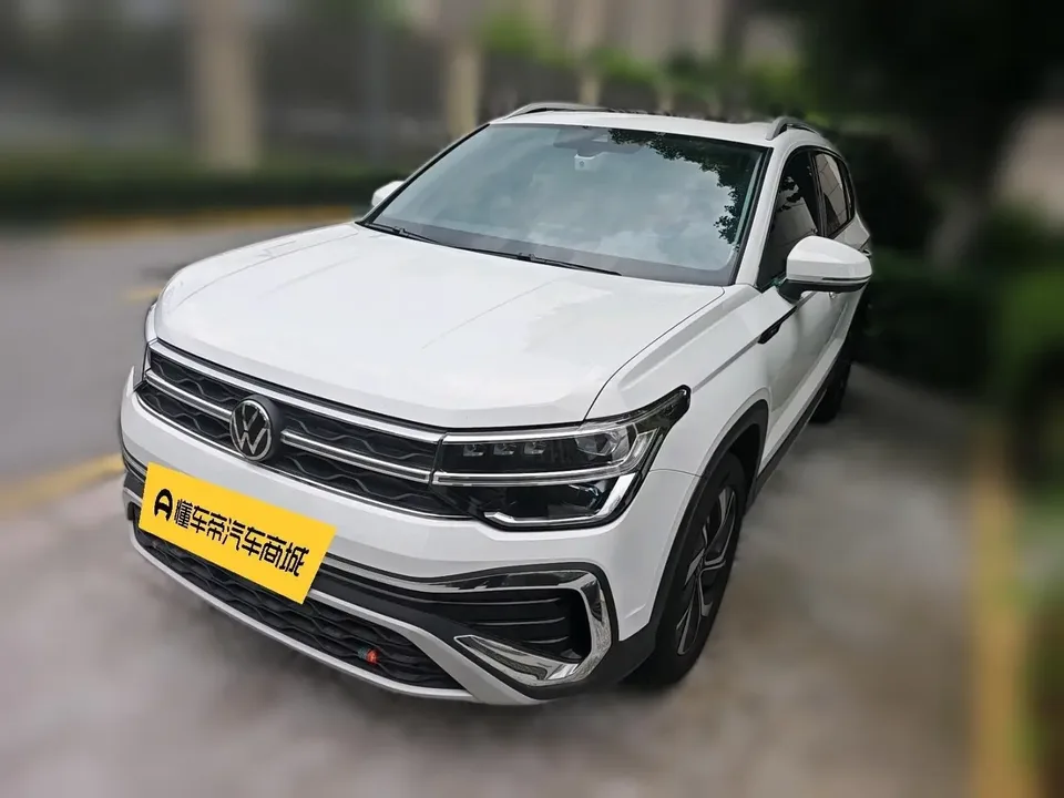 Volkswagen Tharu tuyue 2024 300TSI 2WD Full Moon Edition 2024 — photo 1, buy with delivery to Moscow