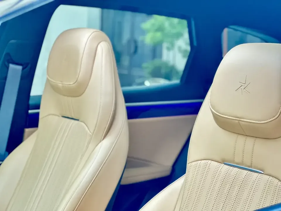 Geely Galaxy L7 Galaxy L7 2024 1.5T DHT 115km MAX Longteng Edition 2024 — thumbnail 3
