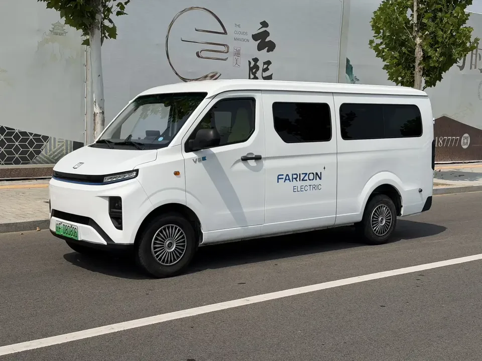 Farizon Star Rewards V Remote Star Rewards V 2024 V6E Remote Smart Core 46.08kWh Functional Edition 2025 — photo 1, buy with delivery to Moscow