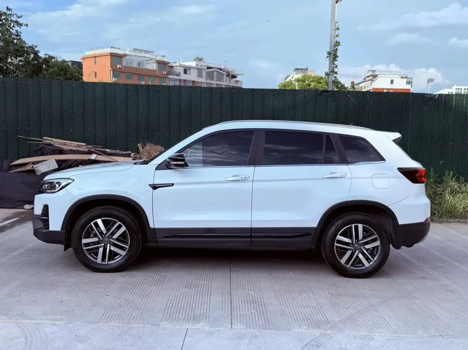 Changan CS75 Changan CS75 2024 Enjoy Edition 1.5T DCT Luxury 2024 — thumbnail 4