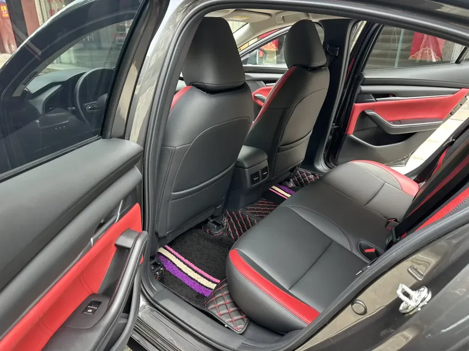 Mazda Axela Mazda3 Angkesela 2022 2.0L Automatic Quality Edition 2022 — thumbnail 3