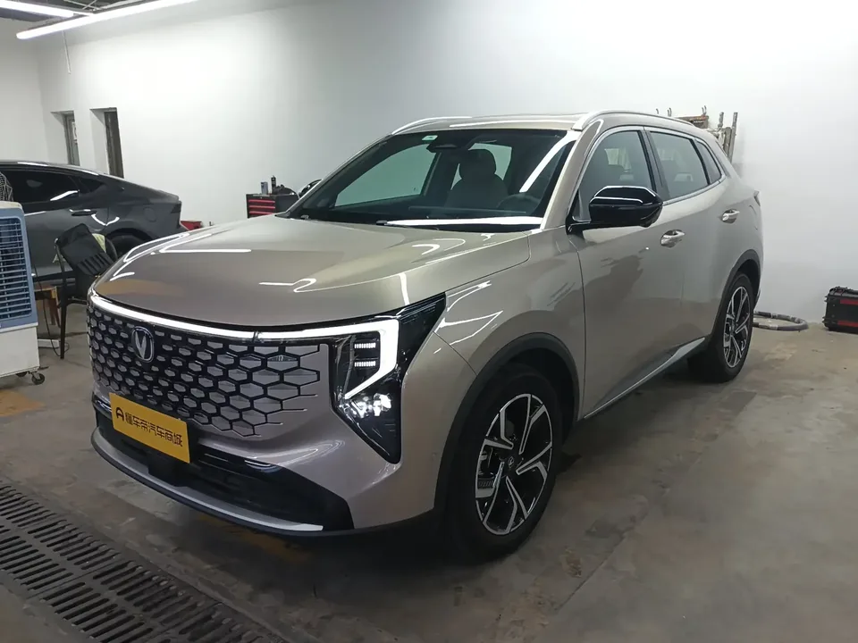 Changan CS55 Plus Changan CS55 PLUS 2026 Fourth Generation New Blue Whale 1.5T Tian Shu Premium Edition 2025 — photo 1, buy with delivery to Moscow