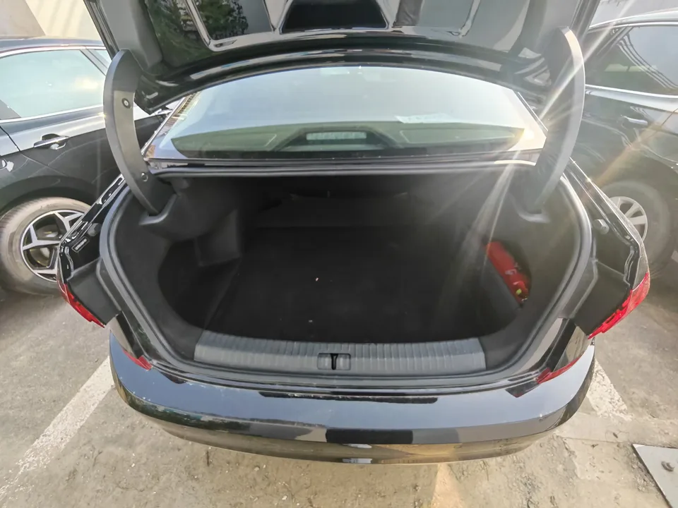 Volkswagen Passat Passat 2025 280TSI Business Edition 2025 — thumbnail 3