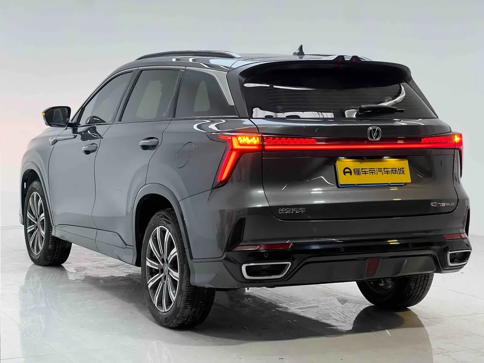 Changan CS75PLUS Changan CS75 PLUS 2024 The third generation champion version 1.5T automatic intelligent driving strong navigation 2024 — миниатюра 2