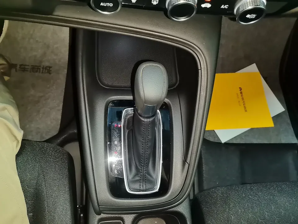 Honda WR-V HondaXR-V 2024 1.5L CVT Hot Edition 2024 — миниатюра 3