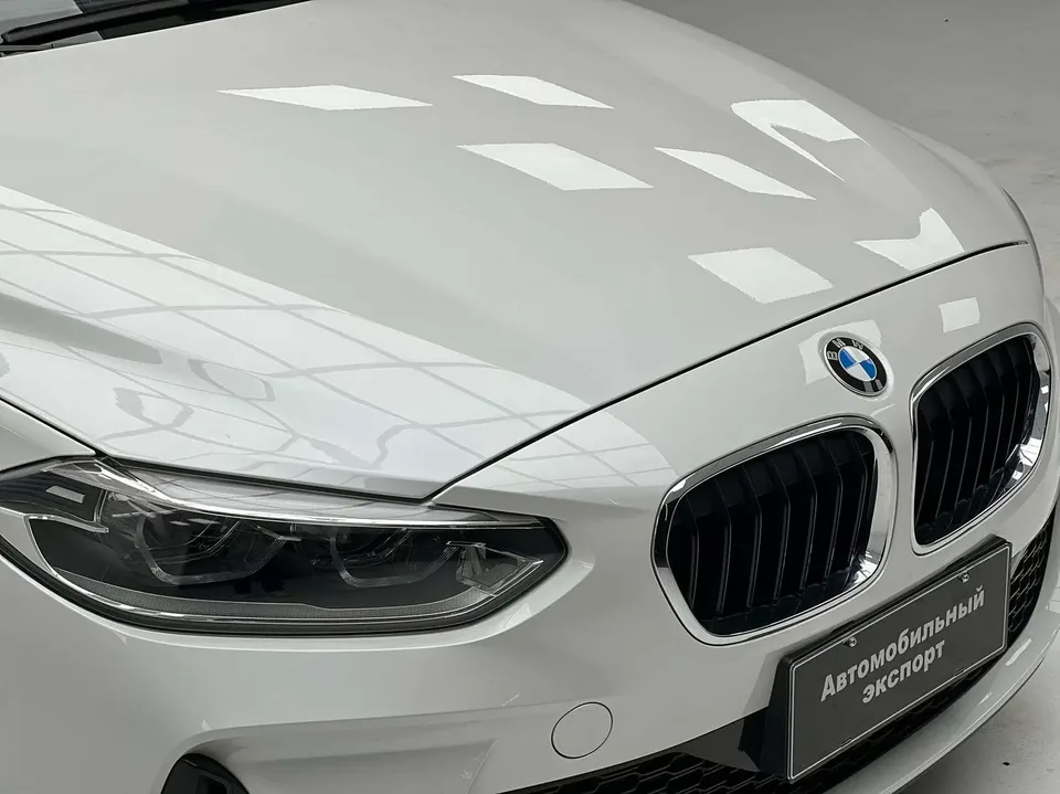 BMW 1 Series BMW 1 Series 2021 120i M Sport 2022 — thumbnail 3