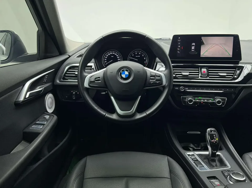 BMW 1 Series BMW 1 Series 2021 120i M Sport 2022 — thumbnail 5