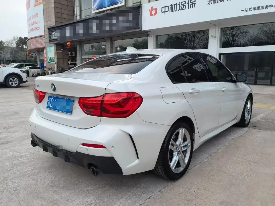 BMW 1 Series BMW 1 Series 2021 120i M Sport Night Edition 2022 — thumbnail 2