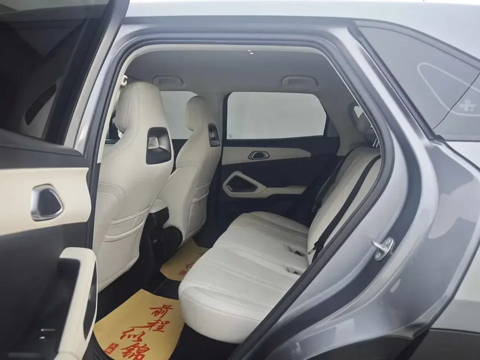 BYD Yuan Up Yuan UP 2024 401KM Leading Type 2024 — миниатюра 3