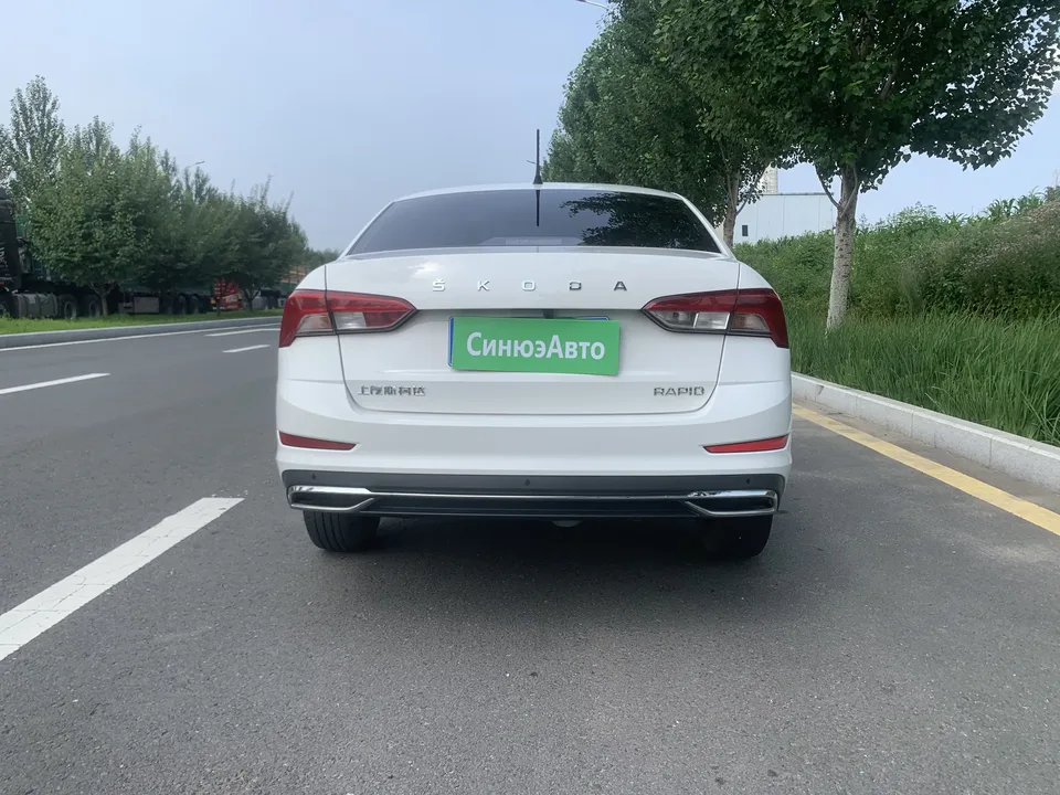Skoda Xin Rui Xin Rui 2022 1.5L Automatic Comfort Edition 2023 — thumbnail 2