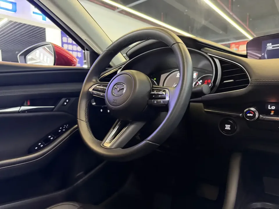 Mazda Axela Mazda3 Angkesela 2023 2.0L Automatic Elegant Edition 2023 — миниатюра 5
