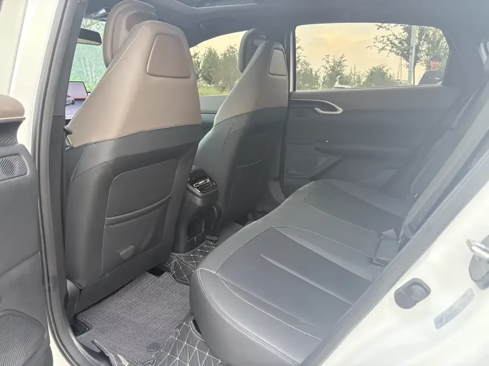 Changan Escape Escape 2026 Fourth-generation 1.5T DCT 500Bar Enjoyable Edition 2025 — thumbnail 3