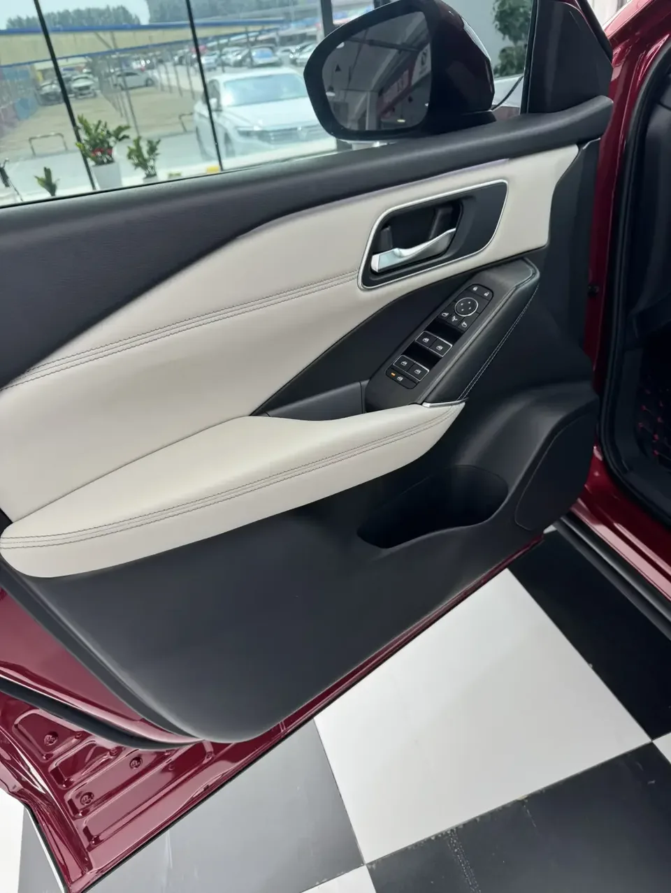 Nissan Qashqai Qashqai 2023 1.3T Ultimate Edition 2023 — thumbnail 3