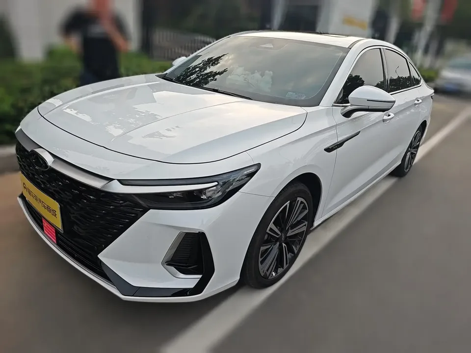 Chery Arrizo 8 Arrizo 8 2025 1.6TGDI DCT 2025 — photo 1, buy with delivery to Moscow