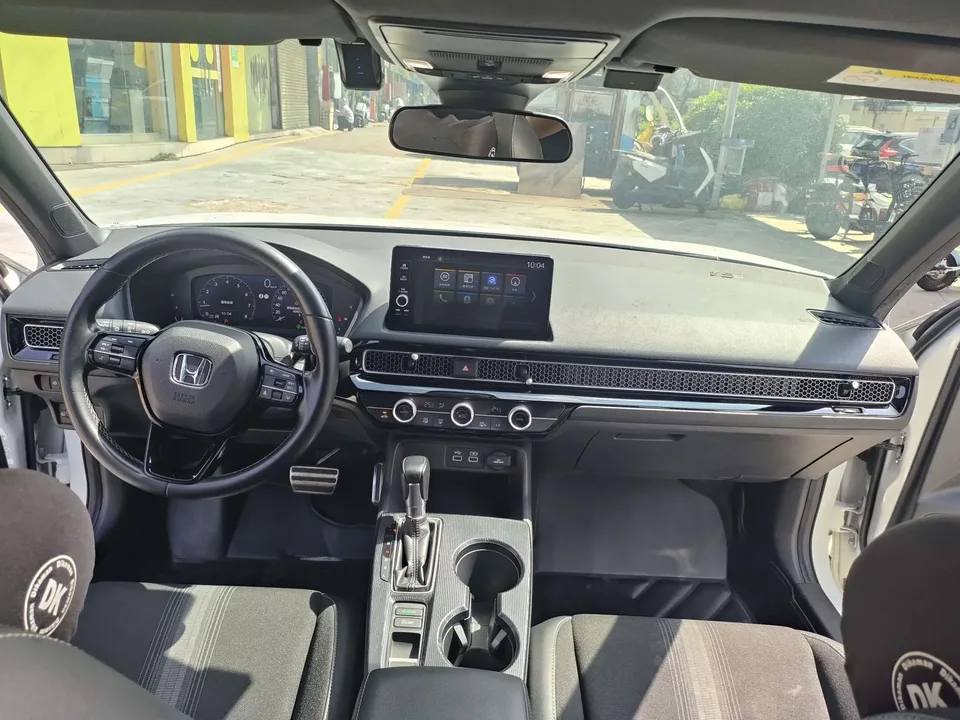 Honda CIVIC Civic 2022 240TURBO CVT Fuel Edition 2024 — thumbnail 3