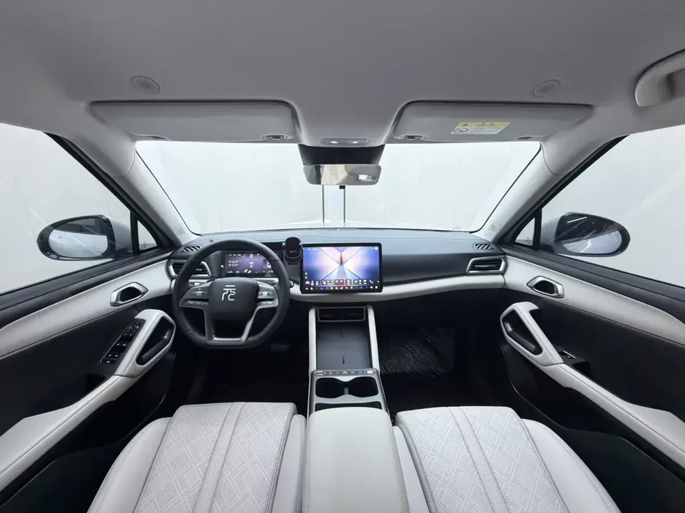 BYD Yuan Up Yuan UP 2025 Smart Driving Edition 401KM Vitality Edition 2025 — thumbnail 4