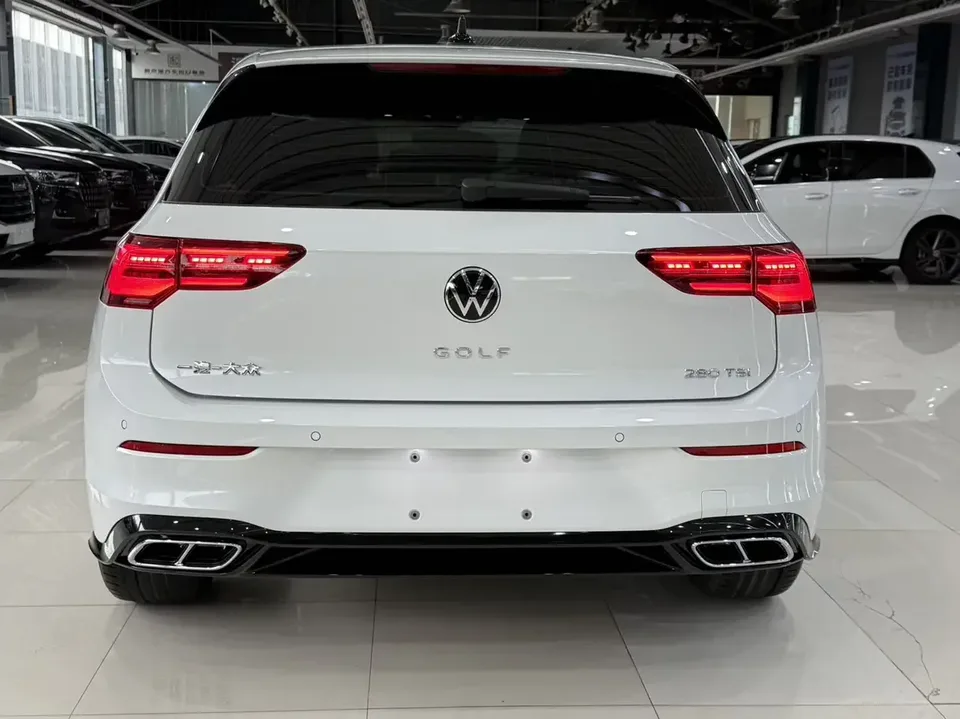 Volkswagen Golf golf 2021 280TSI DSG R-Line 2022 — thumbnail 2
