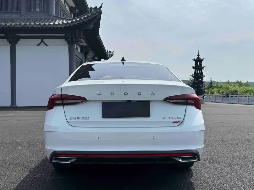 Skoda Octavia Octavia 2023 PRO TSI280 DSG Premium Edition 2023 — thumbnail 2