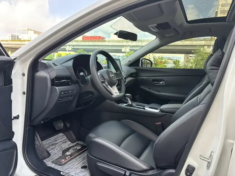 Nissan Sylphy Sylphy 2025 1.6L CVT True Edition 2025 — thumbnail 5
