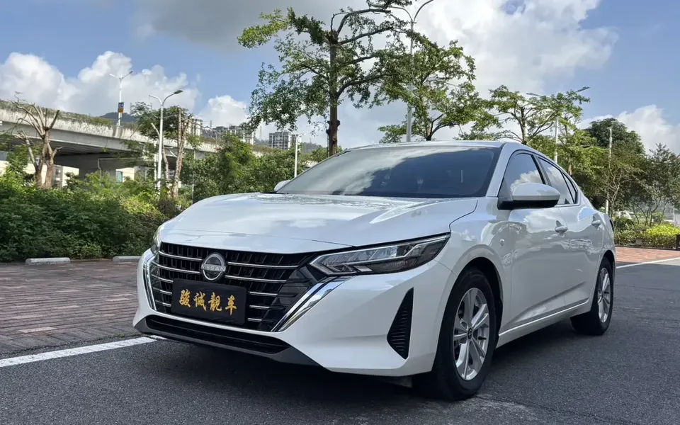 Nissan Sylphy Sylphy 2025 1.6L CVT True Edition 2025 — photo 1, buy with delivery to Moscow
