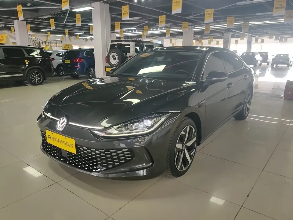 Volkswagen Lamando Lingdu 2023 Lingdu L 280TSI DSG Cool Edition 2023 — photo 1, buy with delivery to Moscow