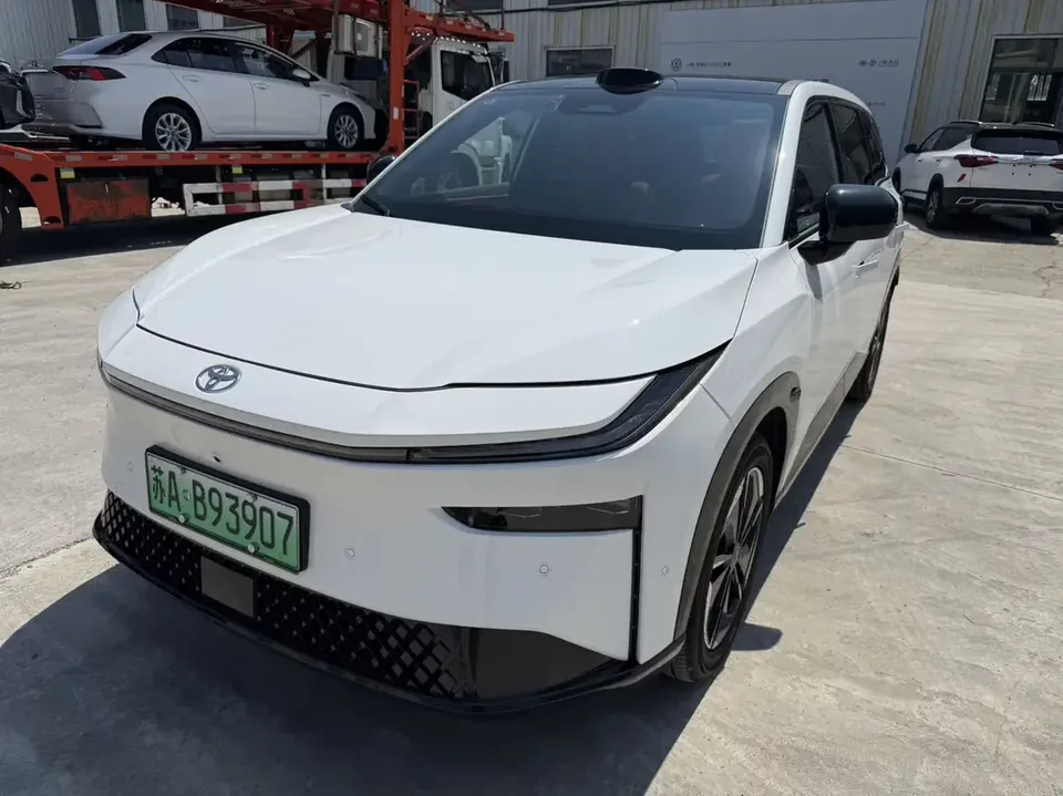 Toyota Bozhi 3X Bozhi 3X 2025 520 Pro+ 2025 — photo 1, buy with delivery to Moscow