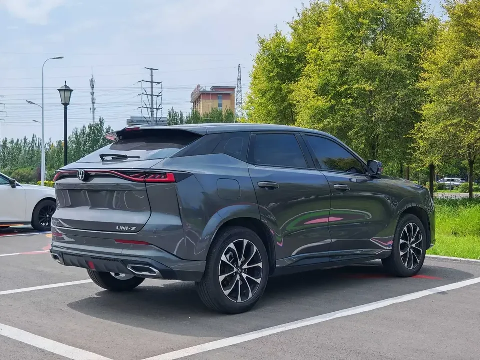 Changan UNI-Z PHEV Changan UNI-Z PHEV 2024 Blue Whale iDD 125KM Excellence 2024 — thumbnail 2