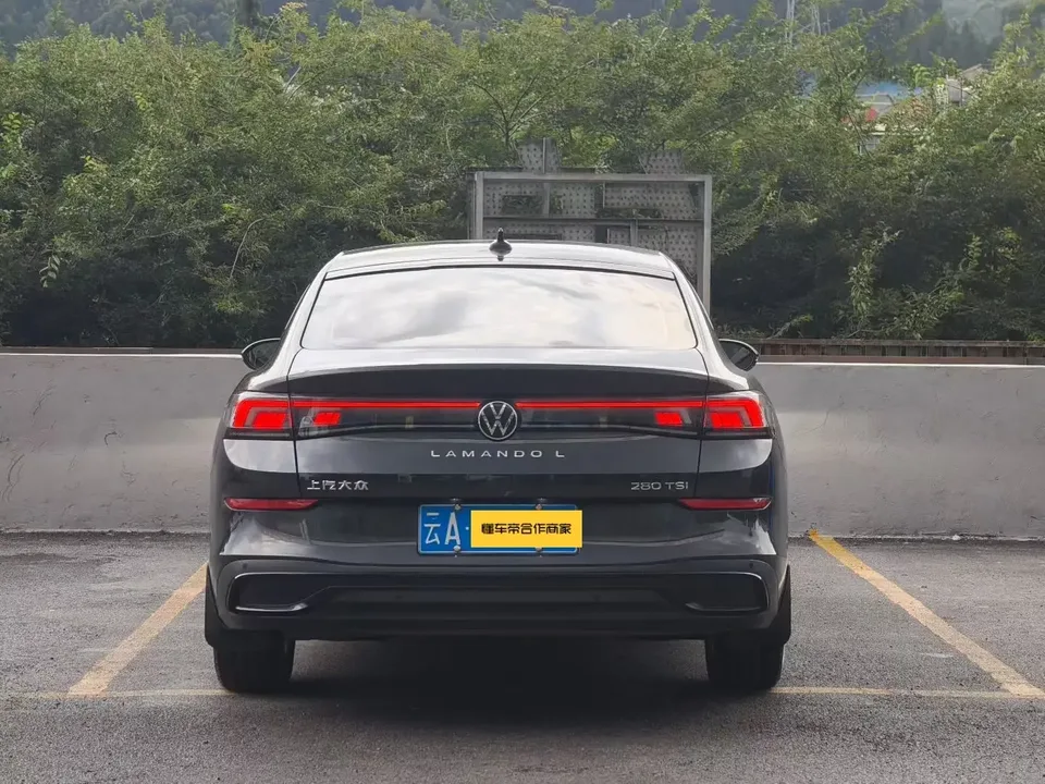 Volkswagen Lamando Lingdu 2022 Lingdu L 280TSI DSG Hot Edition 2023 — thumbnail 4