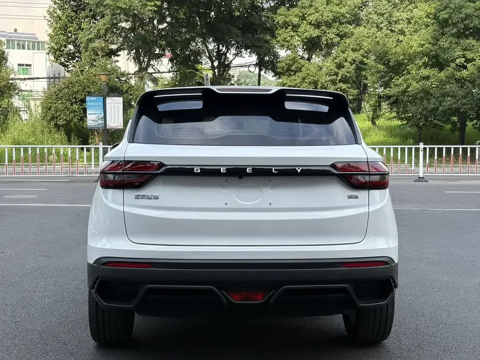 Geely Coolray SX11 Binyue 2025 1.5L CVT Super MAX 2025 — thumbnail 2