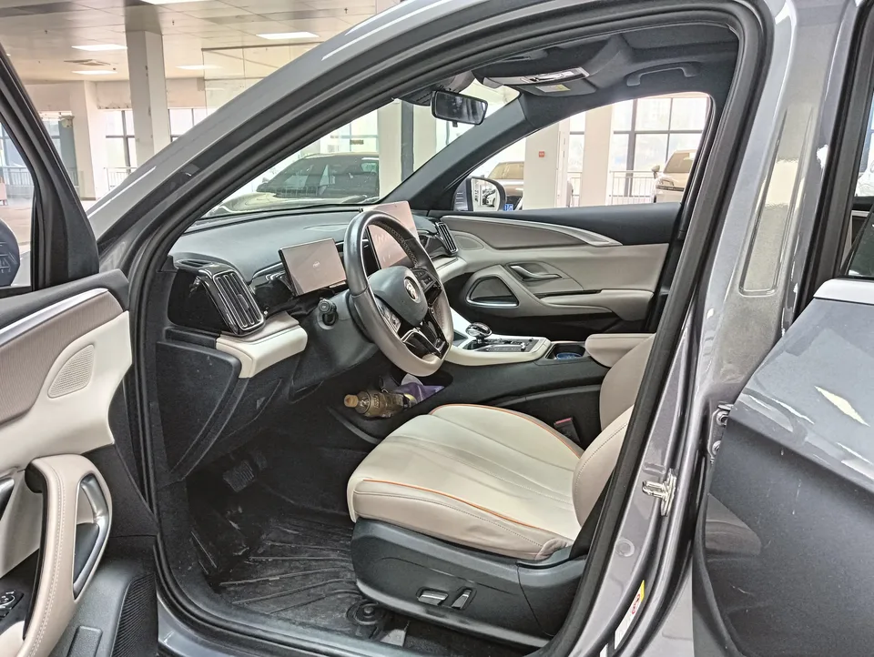 BYD Song Pro DM Song Pro DM 2024 DM-i Glory Edition 110km Surpassing Type 2024 — thumbnail 5