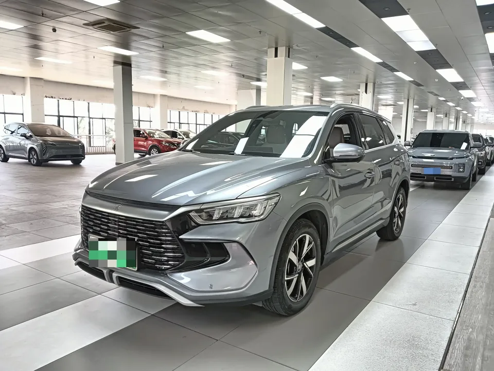 BYD Song Pro DM Song Pro DM 2024 DM-i Glory Edition 110km Surpassing Type 2024 — photo 1, buy with delivery to Moscow