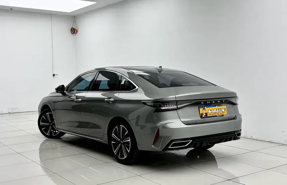 Chery Arrizo 8 Arrizo 8 2022 1.6TGDI DCT 2024 — thumbnail 4