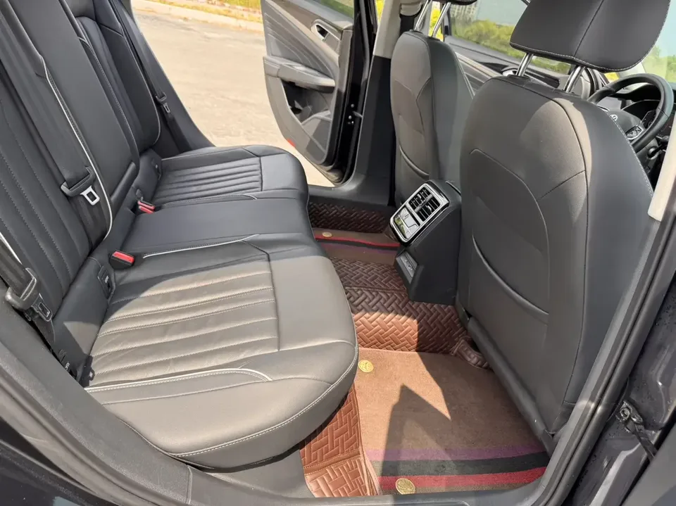 Volkswagen Passat Passat 2023 Modified 280TSI Elite Edition 2023 — thumbnail 3