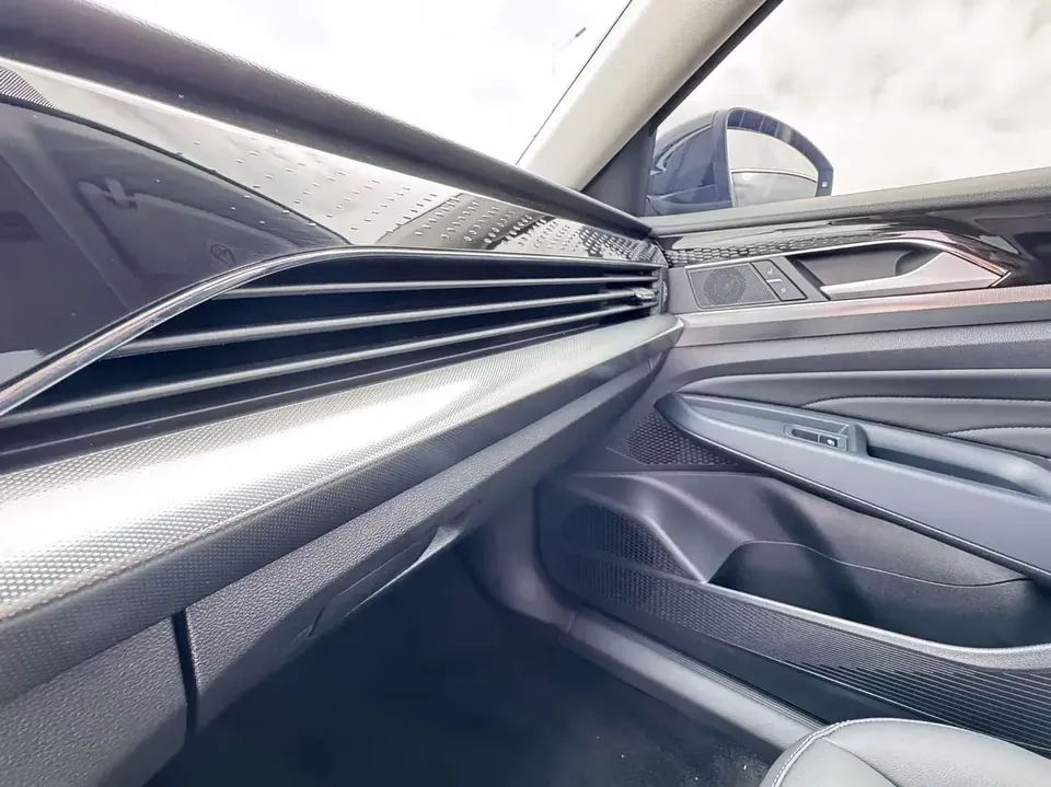Volkswagen Passat Passat 2023 Modified 280TSI Elite Edition 2023 — thumbnail 4