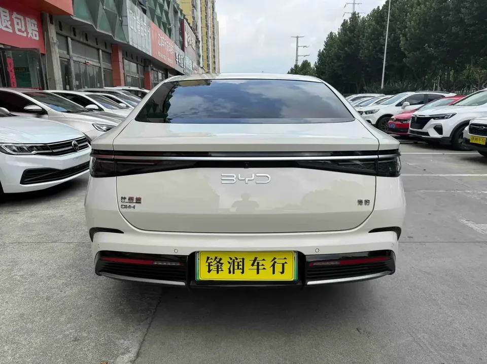 BYD Seal DM Seal DM 2024 Honor Edition DM-i 1.5L 121KM Premium Edition 2024 — thumbnail 5