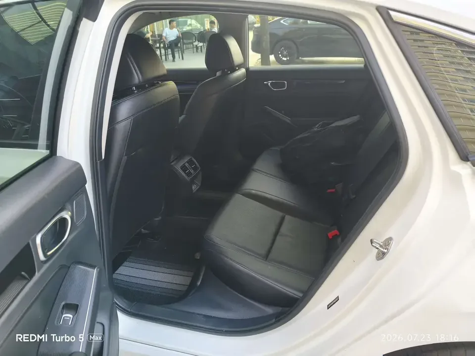 Honda Integra Style 2023 240TURBO CVT Deluxe Edition 2024 — миниатюра 3