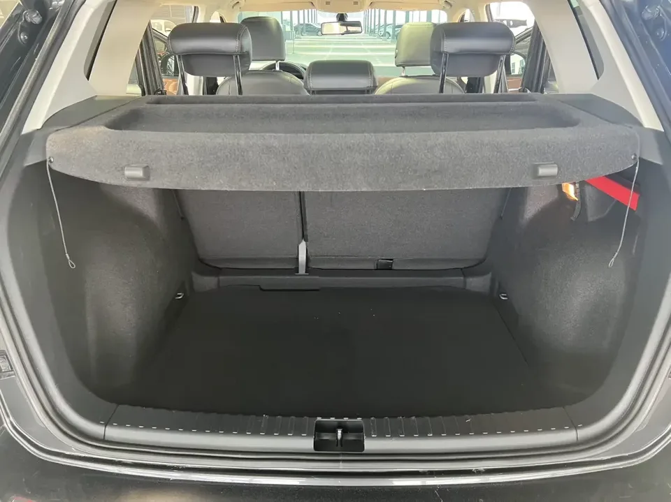 Volkswagen Tharu tuyue 2022 280TSI 2WD Deluxe Edition 2022 — thumbnail 5