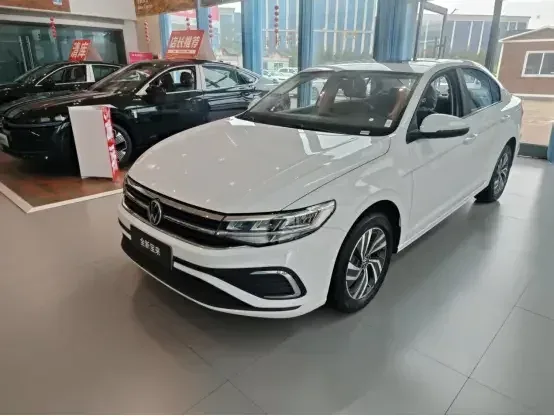 Volkswagen Bora Bora 2026 200TSI DSG Joyride Navigation Edition 2026 — photo 1, buy with delivery to Moscow